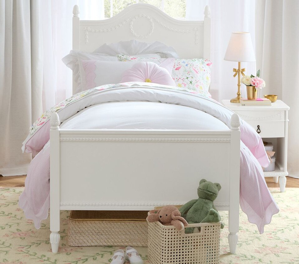 Adeline Bed