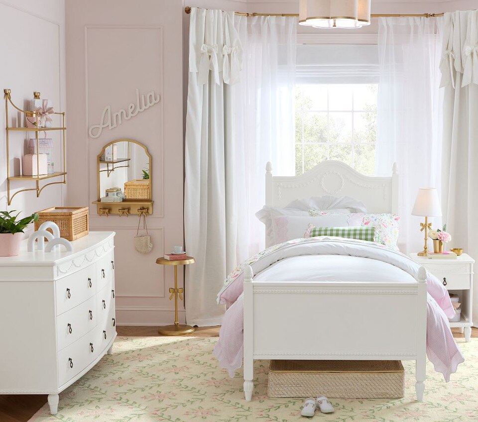 Adeline Bed