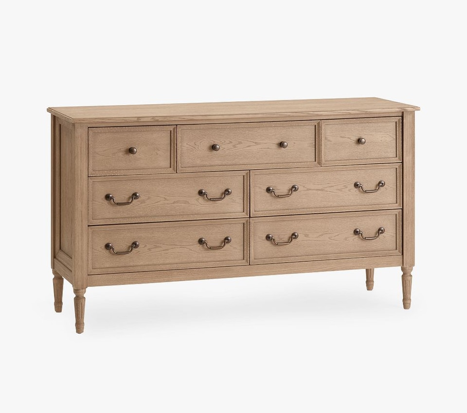 Blythe 7-Drawer Dresser (142 cm)