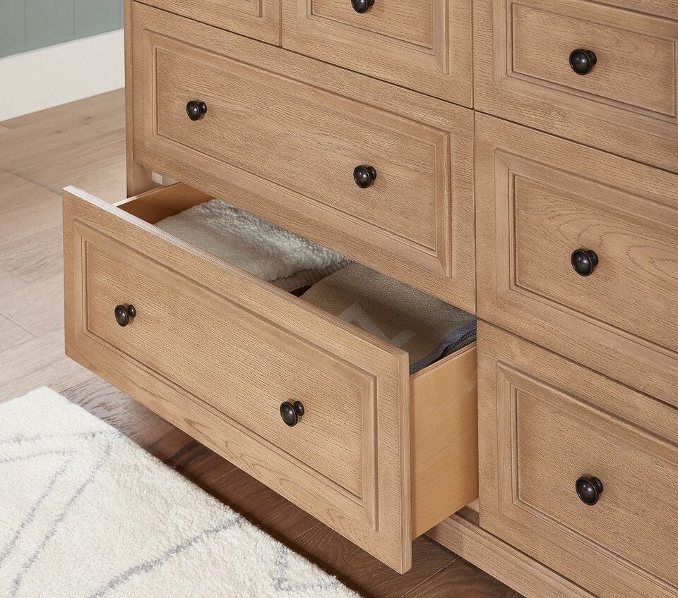 Fillmore 8-Drawer Dresser & Topper Set (142 cm w x 50 cm d)