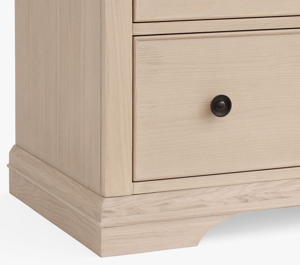 Larkin 8-Drawer Dresser (137 cm w x 53 cm d)