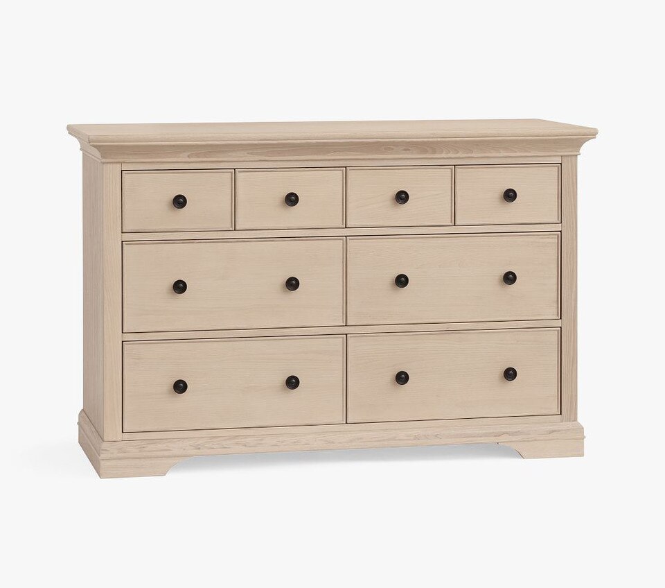 Larkin 8-Drawer Dresser (137 cm w x 53 cm d)