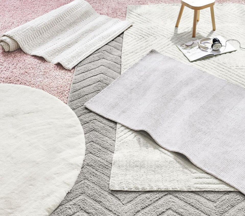 Machine Washable Faux Fur Nursery Round Rug