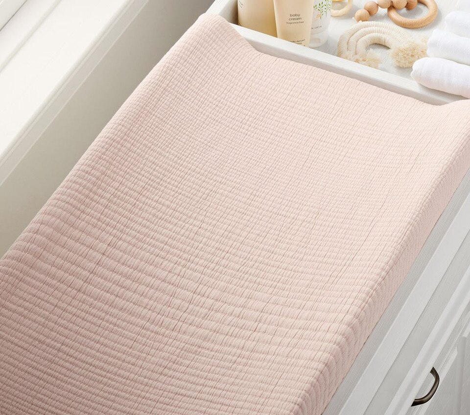 west elm x pbk Organic Matelasse Changing Pad Cover