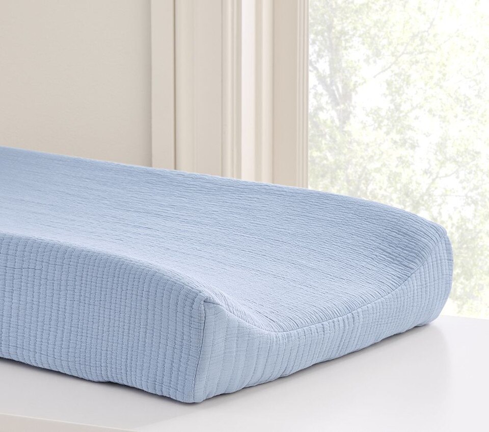 west elm x pbk Organic Matelasse Changing Pad Cover