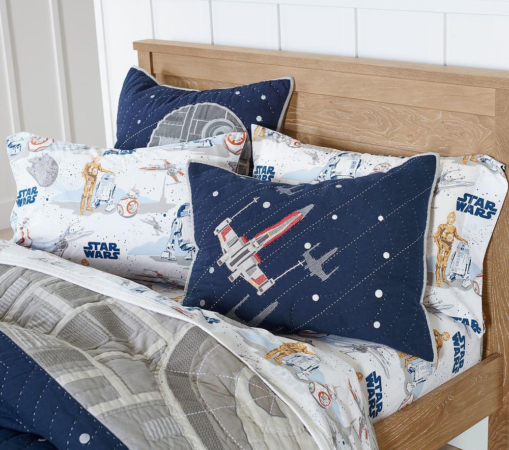 Star Wars® Millennium Falcon 