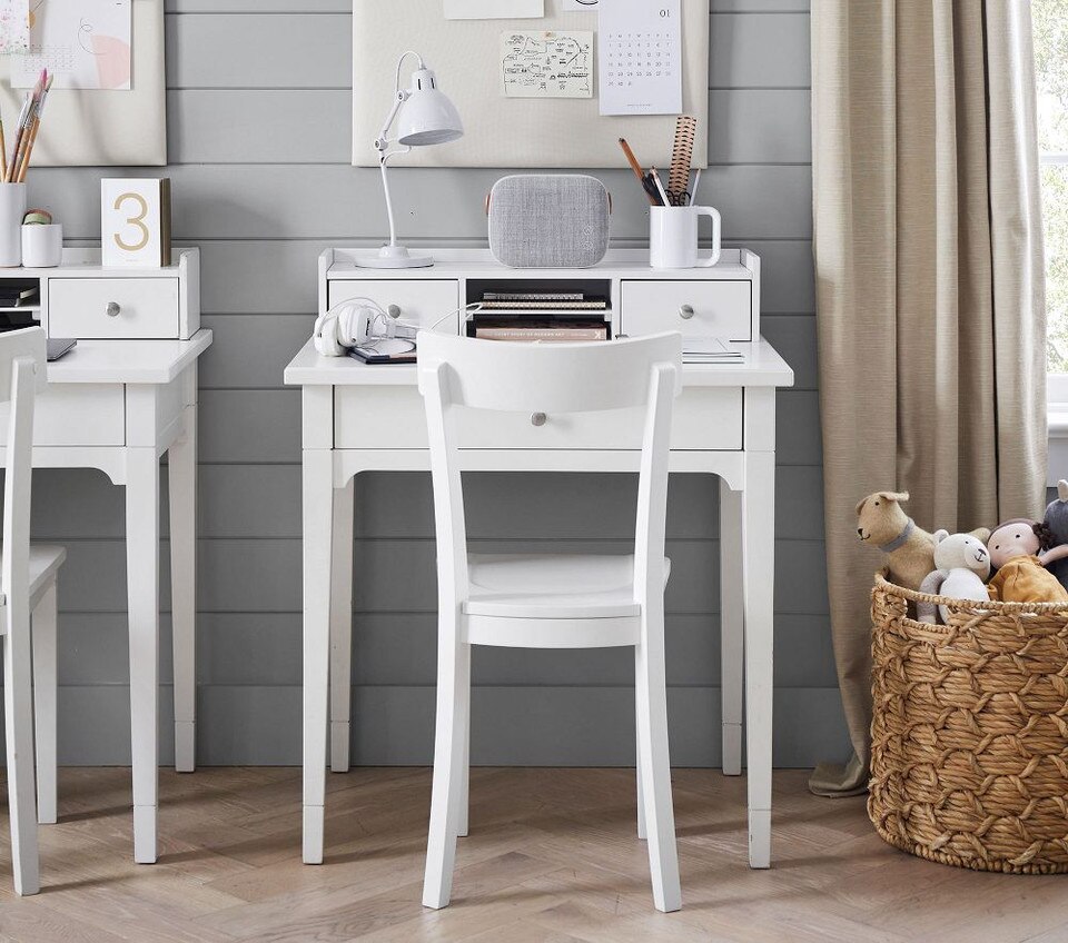 Morgan Simple Desk & Hutch