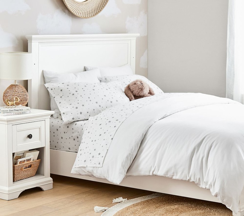 Organic Shining Star Glow-in-the-Dark Sheet Set & Pillowcases