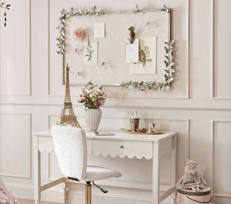 Penny Desk & Hutch