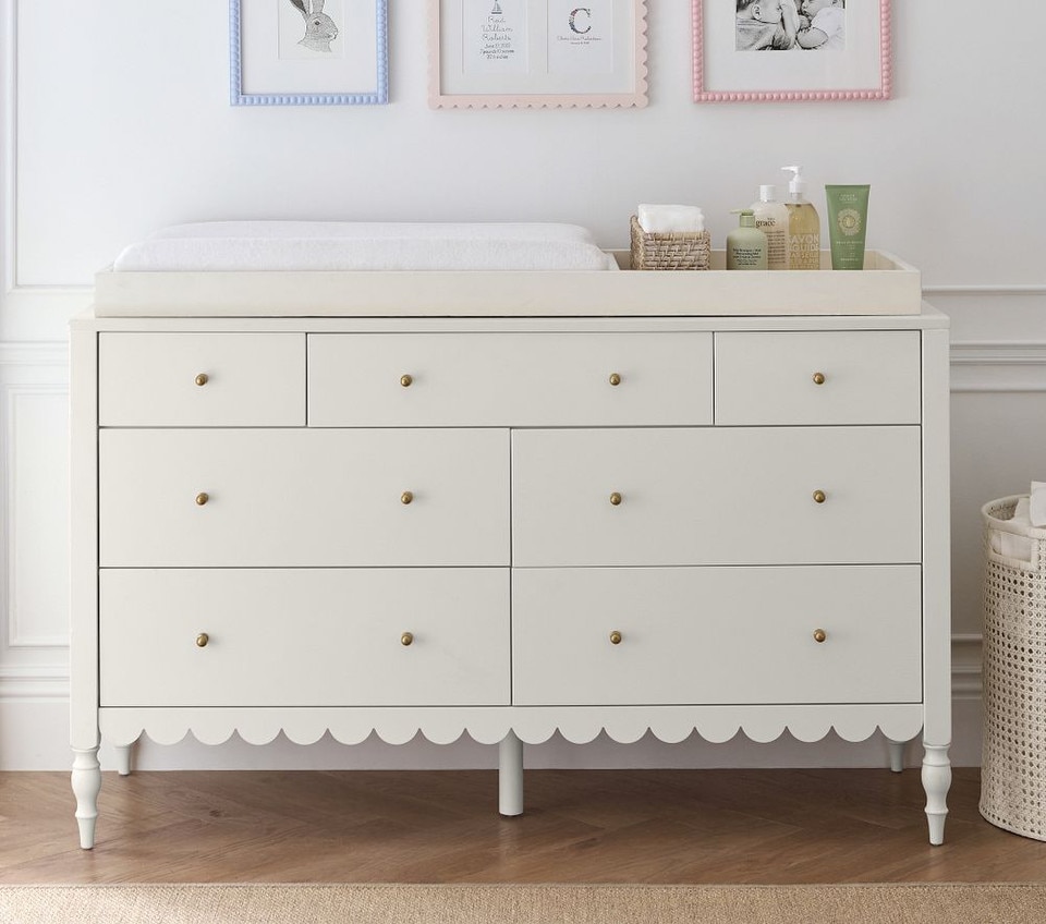 Pottery Barn Kids Dressernull