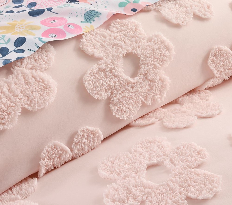Textured Daisy Jacquard Quilt Cover & Pillowcases