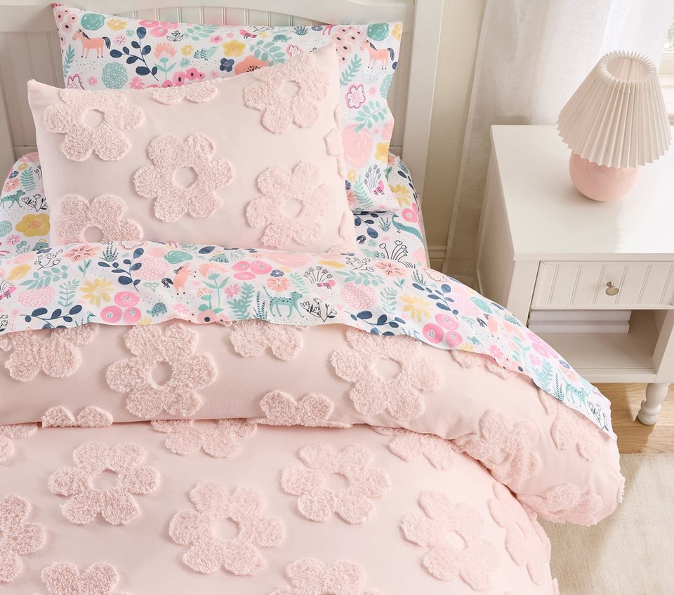 Textured Daisy Jacquard Quilt Cover & Pillowcases