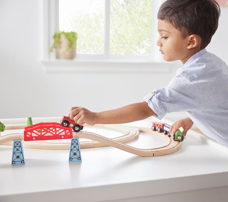 Town and Country Wooden Train Set