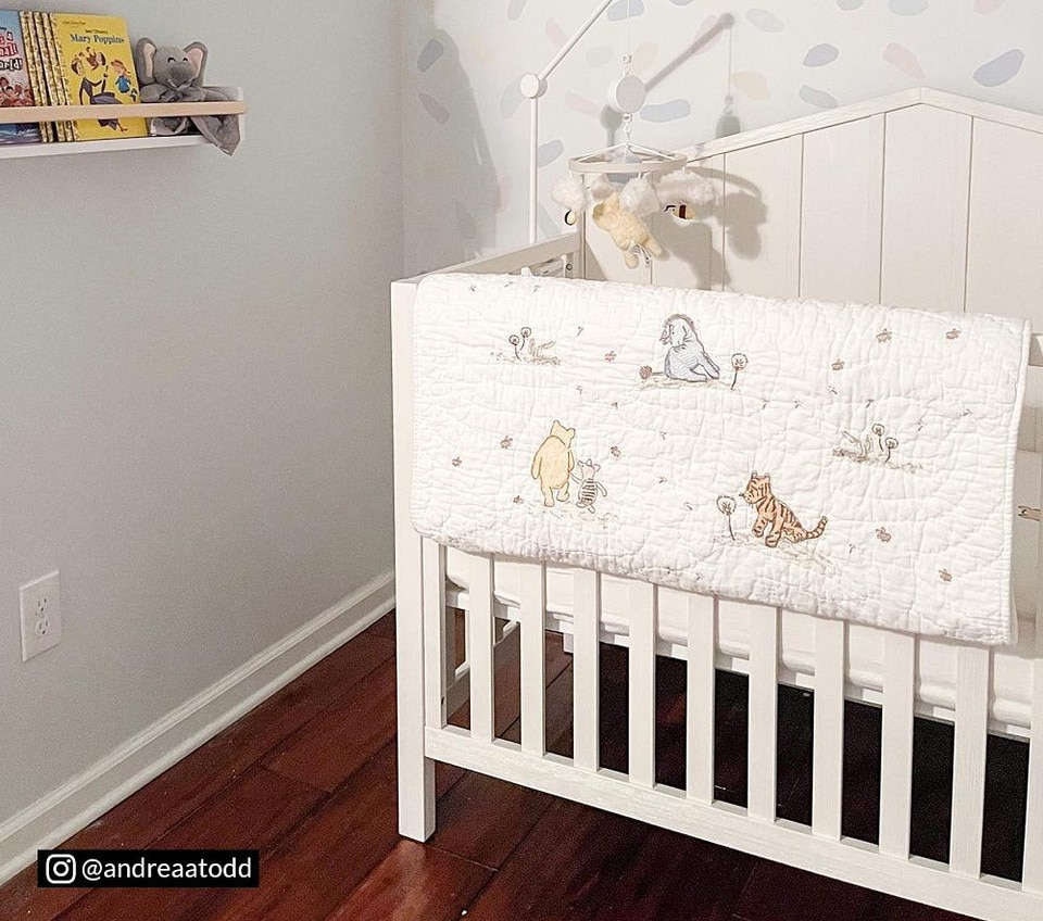 Disney Winnie the Pooh Toddler Comforter