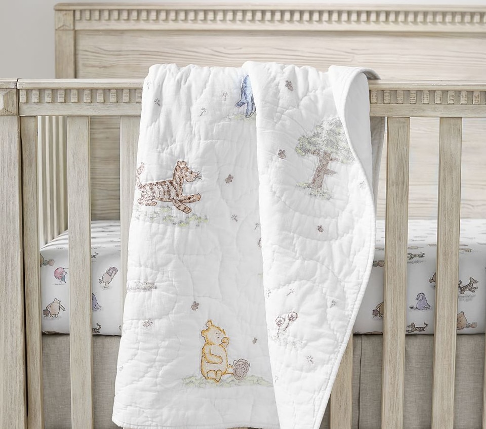 Disney Winnie the Pooh Toddler Comforter